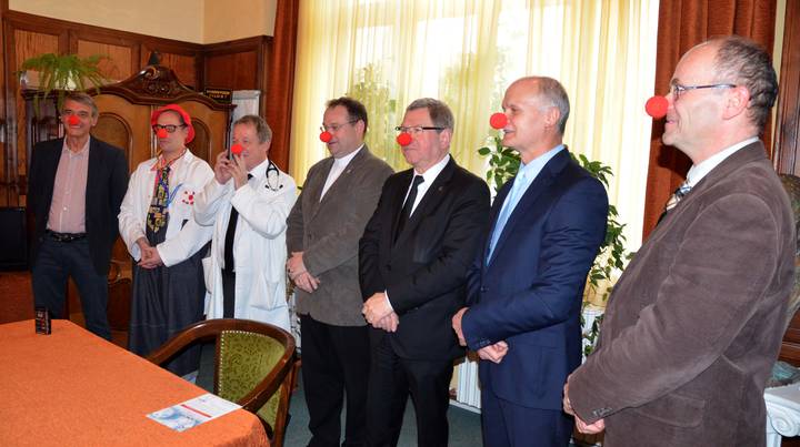 j fejezet indult a tegnapi sajttjkozattval a Szombathelyi Krhzban