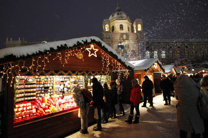 JÓTÉKONYSÁGI ADVENTI VÁSÁR JÓTÉKONYSÁGI ADVENTI VÁSÁR
